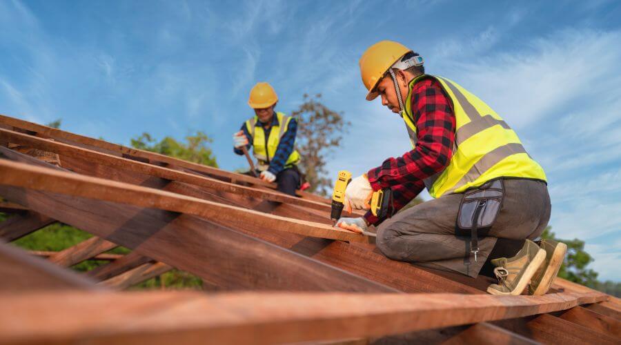 Professional Flat Roofing Installation services in Tarpon Springs, FL